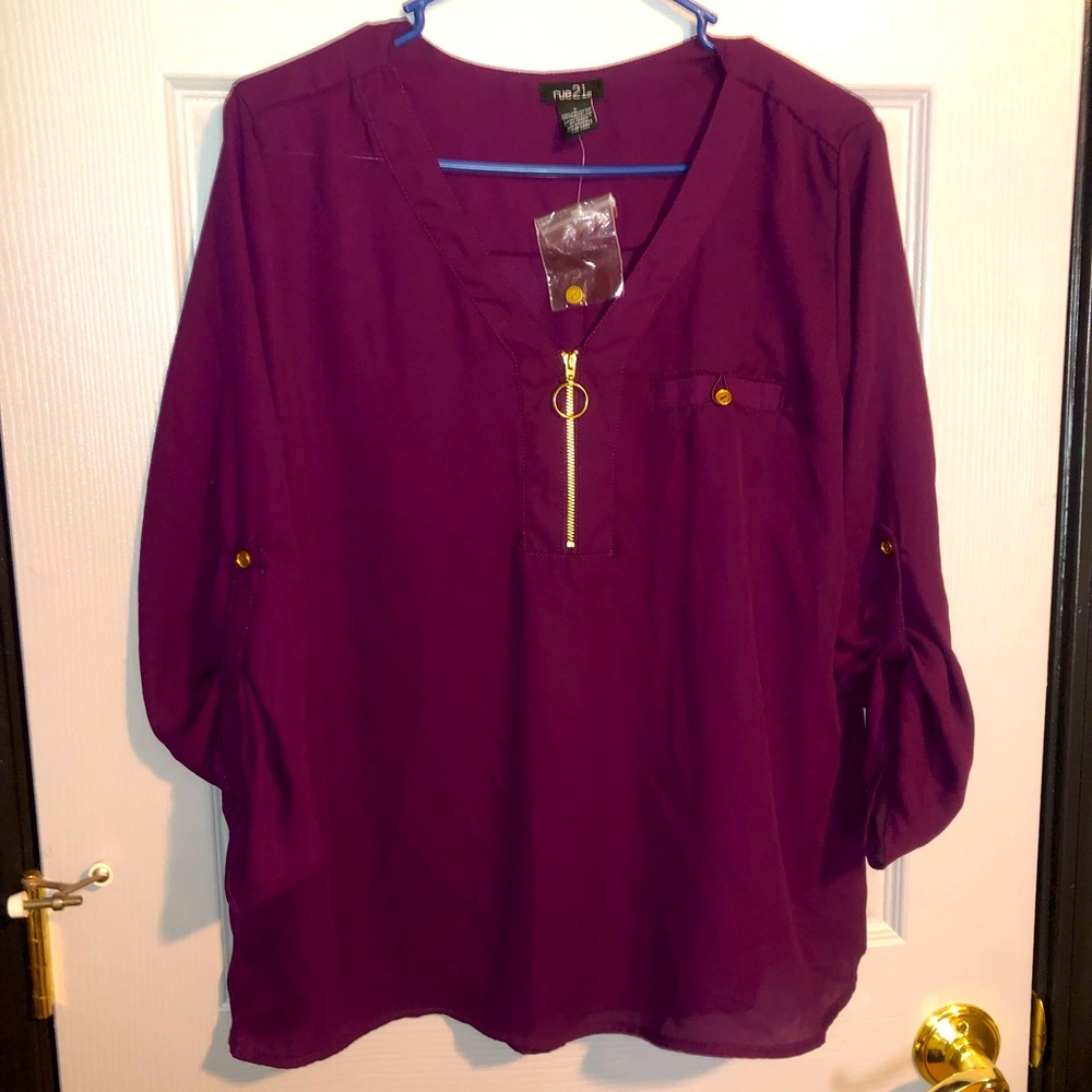 Quarter Length Sleeve Sheer Blouse